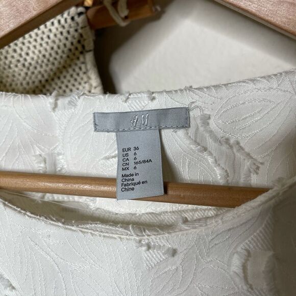 H&M Ivory Burnout Floral Top Size 6 - Picture 6 of 7